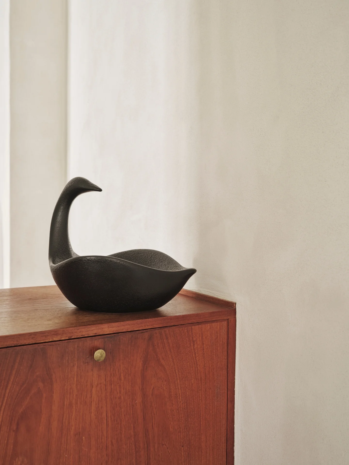 Dekoracyjna misa SWAN CENTREPIECE czarny - Image 3