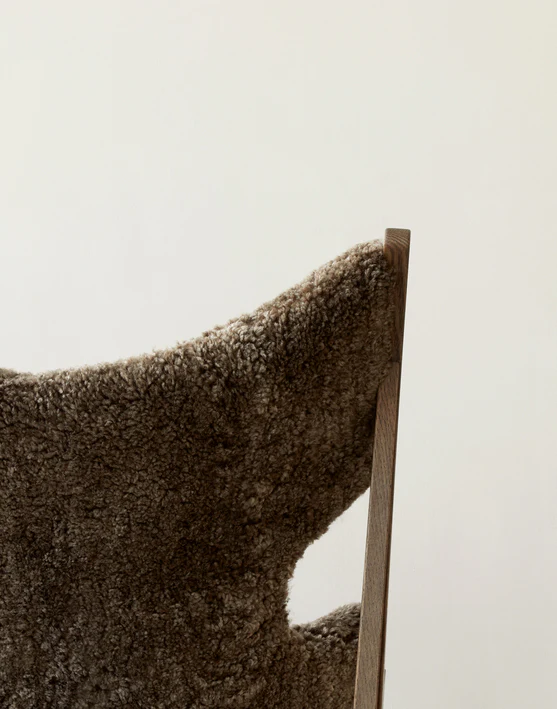 Fotel KNITTING skóra owcza z dębową podstawą - Image 11