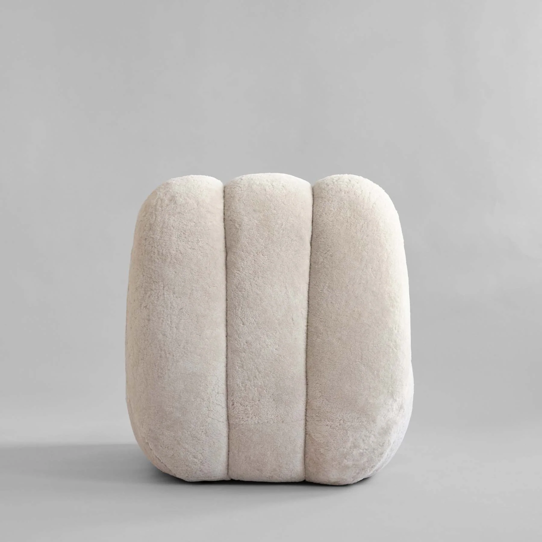 Fotel w tkaninie Sheepskin TOE kremowy - Image 6