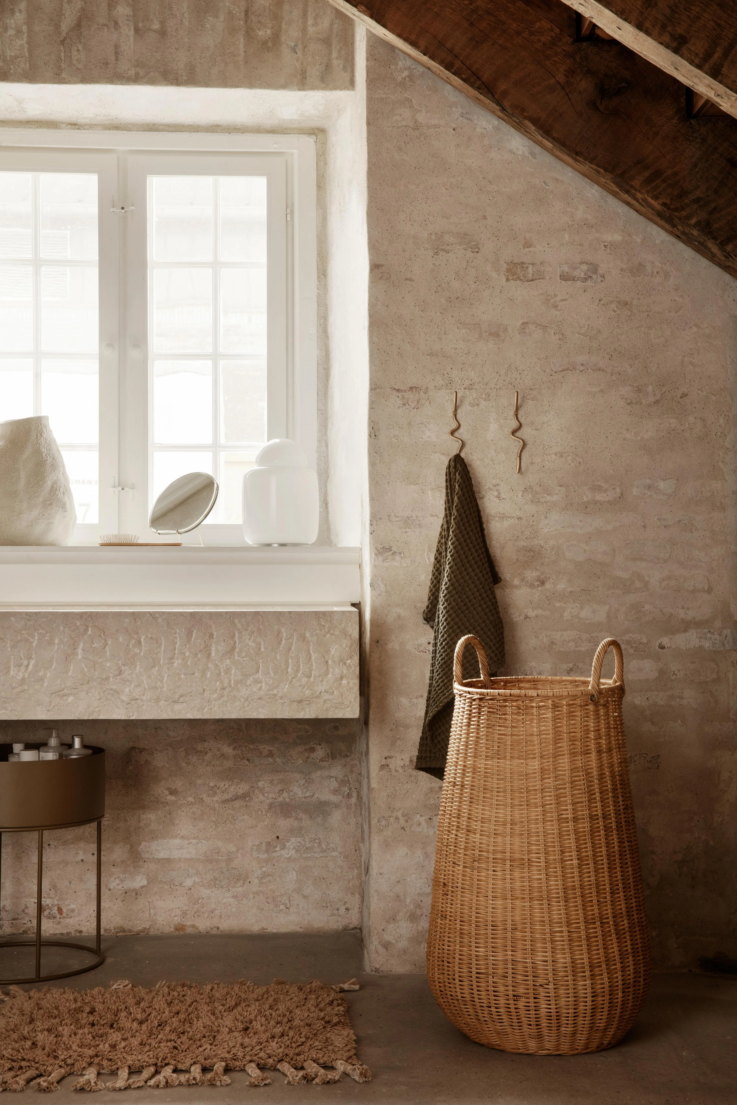 Kosz na pranie BRAIDED LAUNDRY BASKET rattan - Image 4