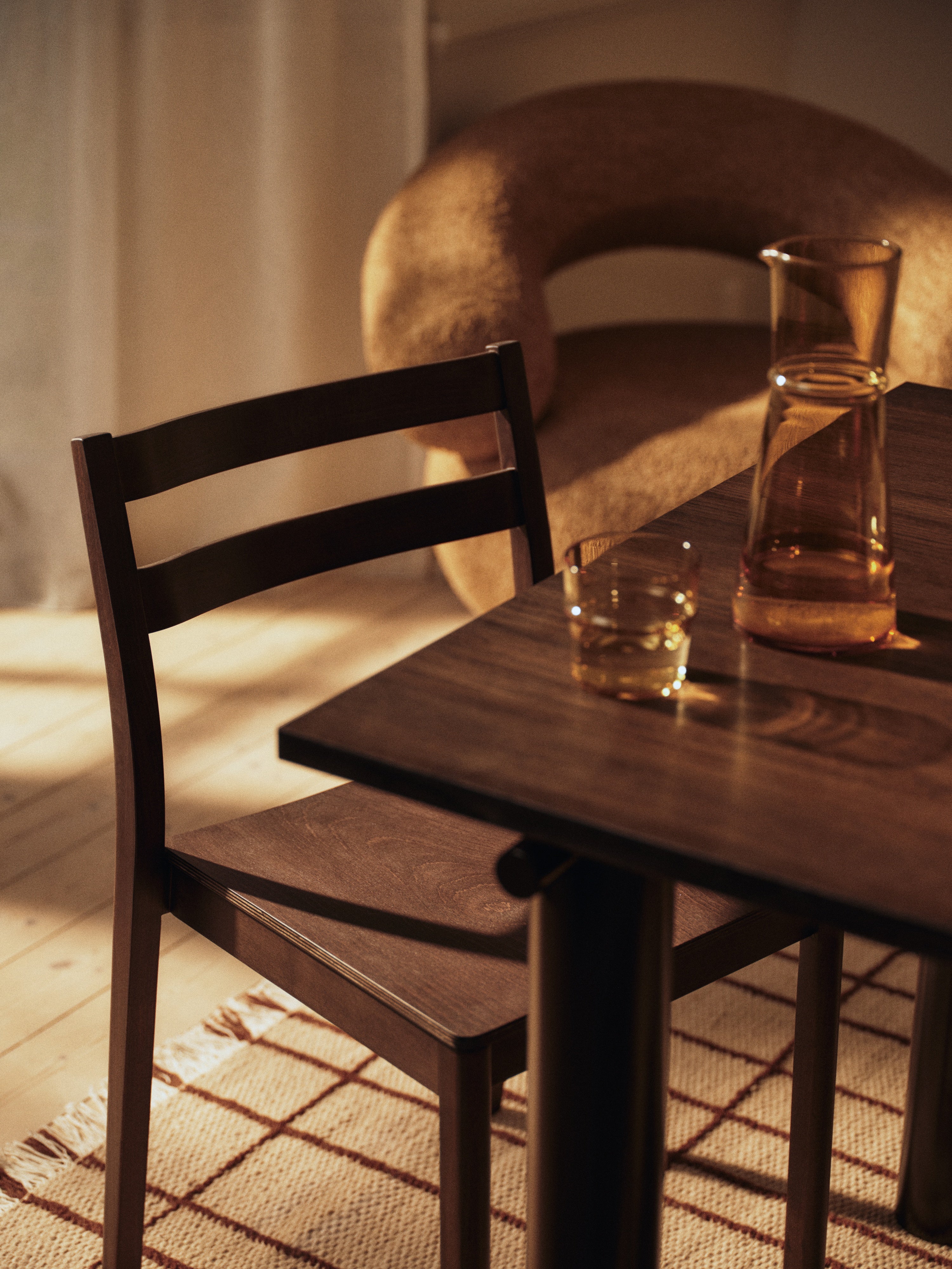 Krzesło BODA ciemny fornir dębowy - Image 3