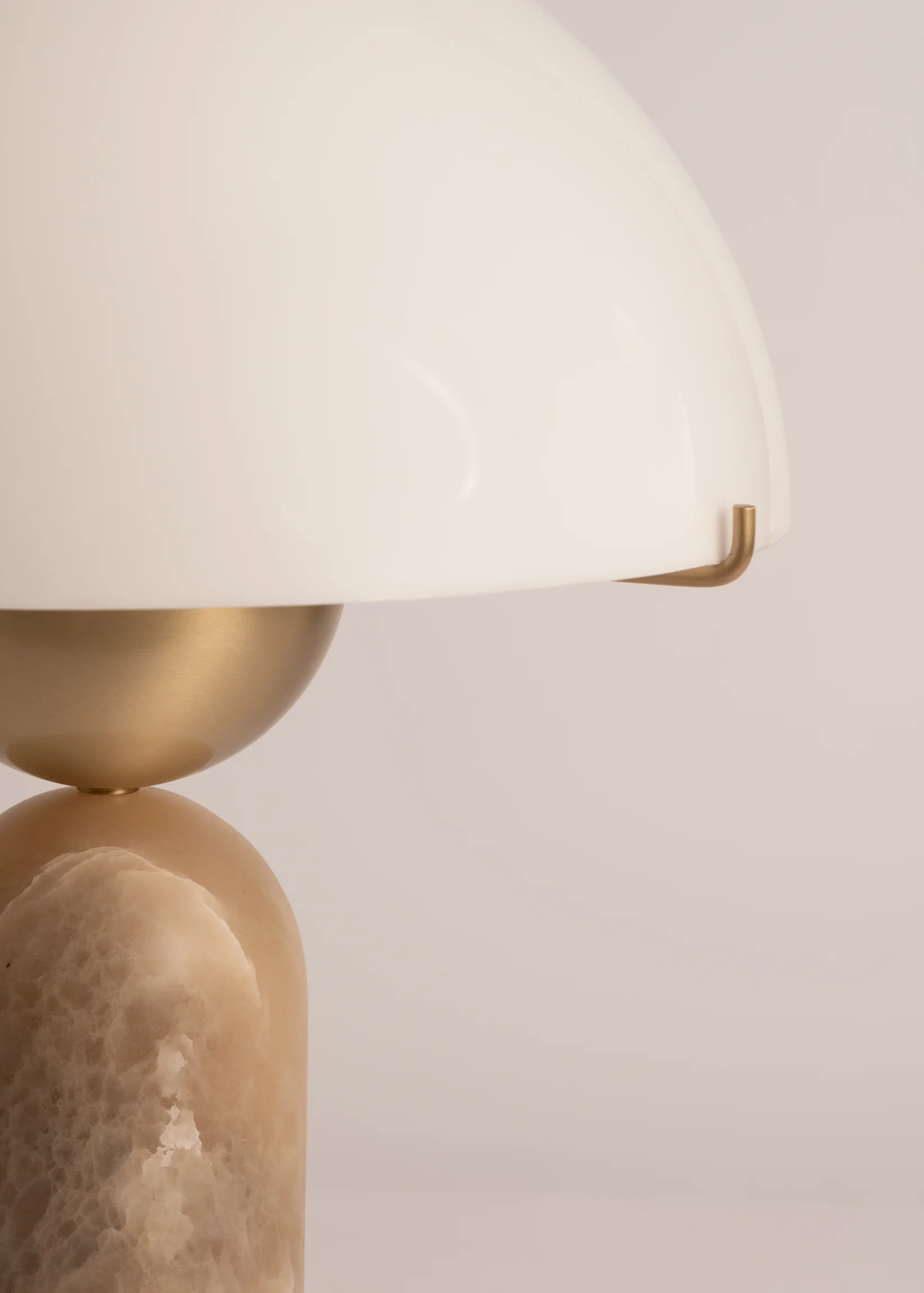 Lampa stołowa PEONO ciemnobeżowy alabaster - Image 5
