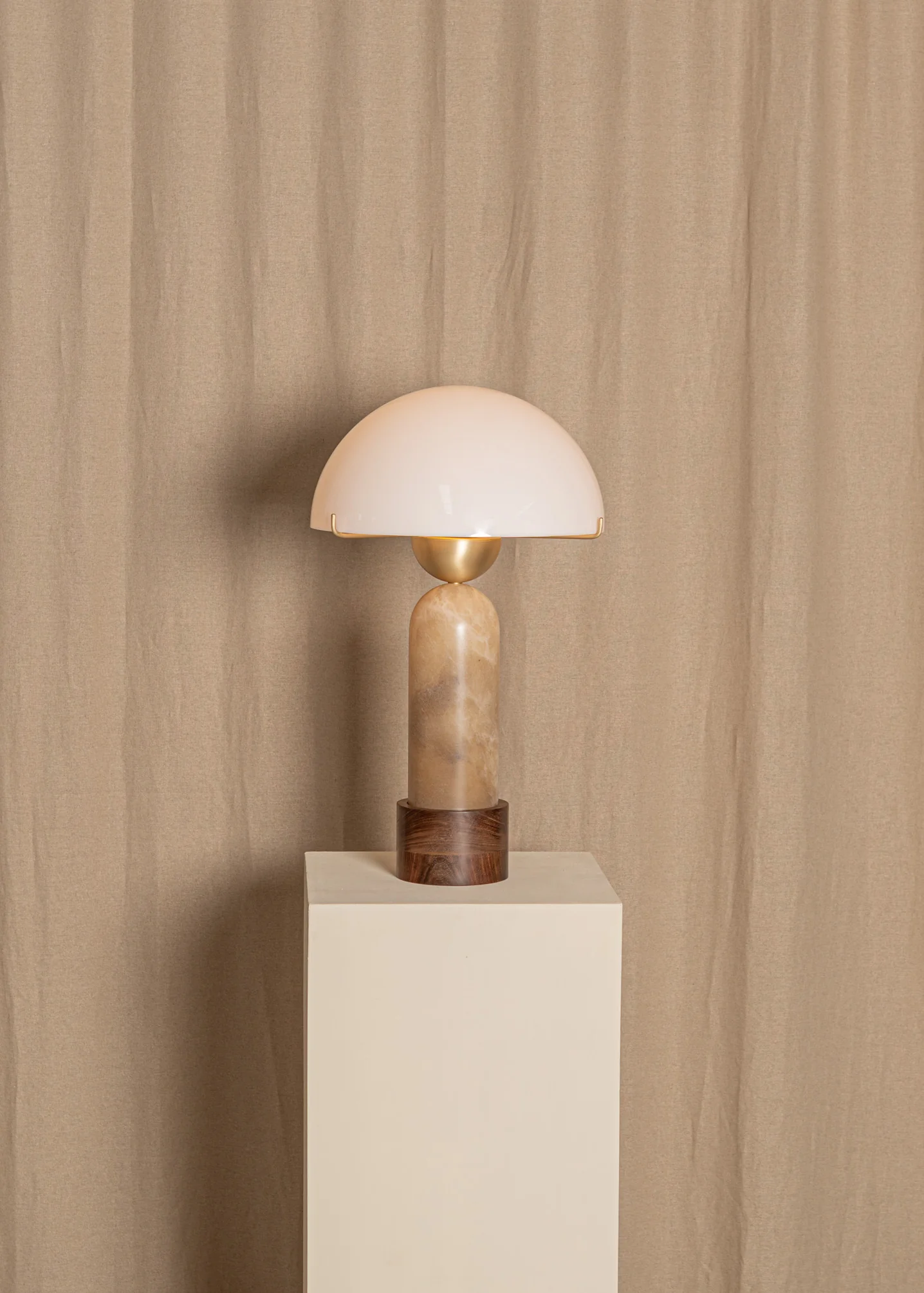Lampa stołowa PEONO ciemnobeżowy alabaster - Image 7