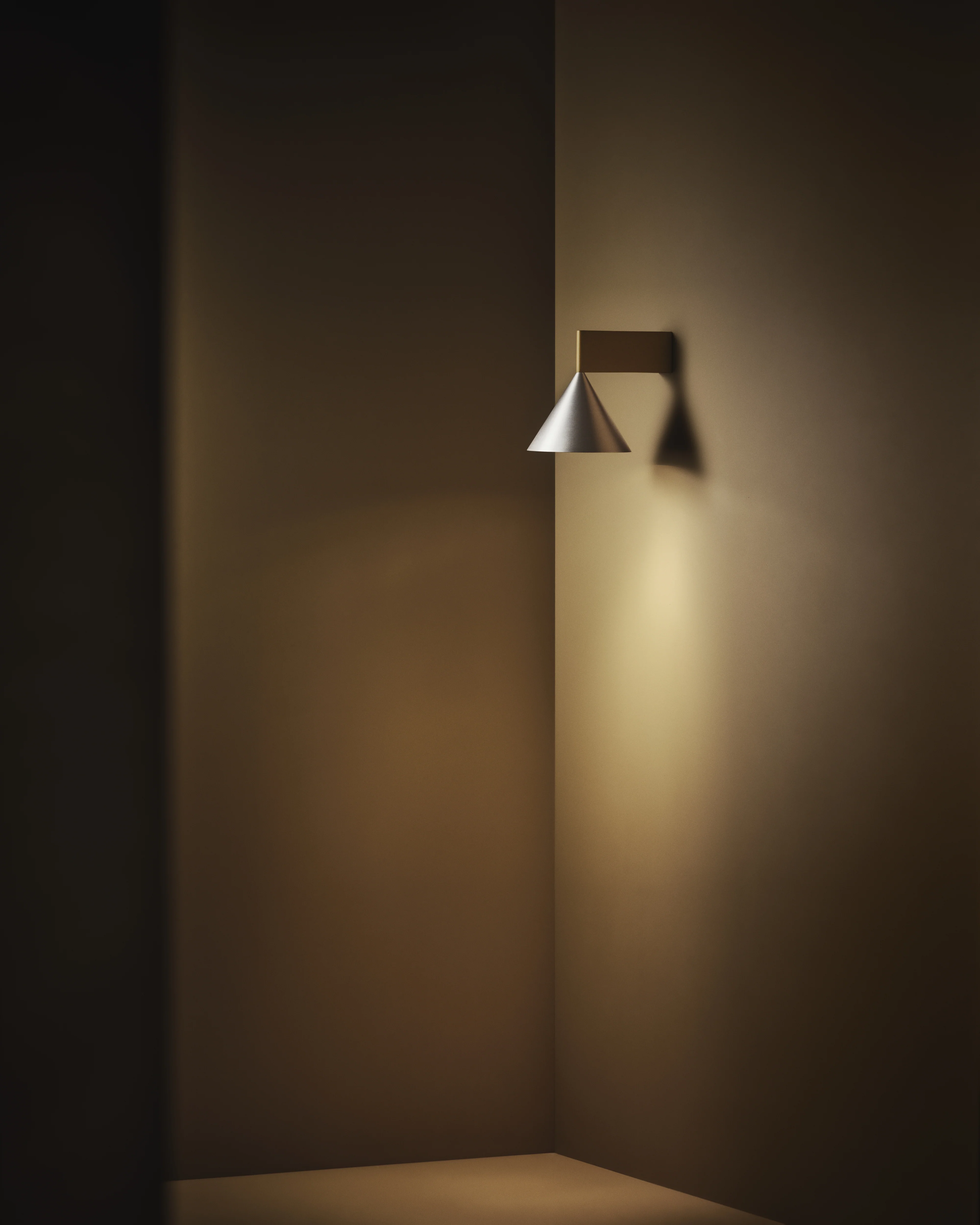 Lampa ścienna APOLLO kumin - Image 6