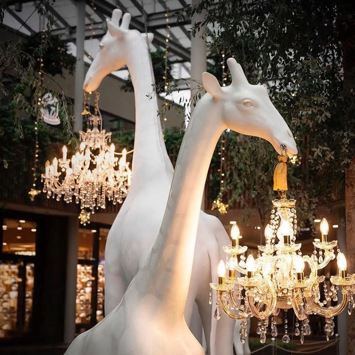 Lampa GIRAFFE IN LOVE M biały z czerwonym kloszem - Image 2