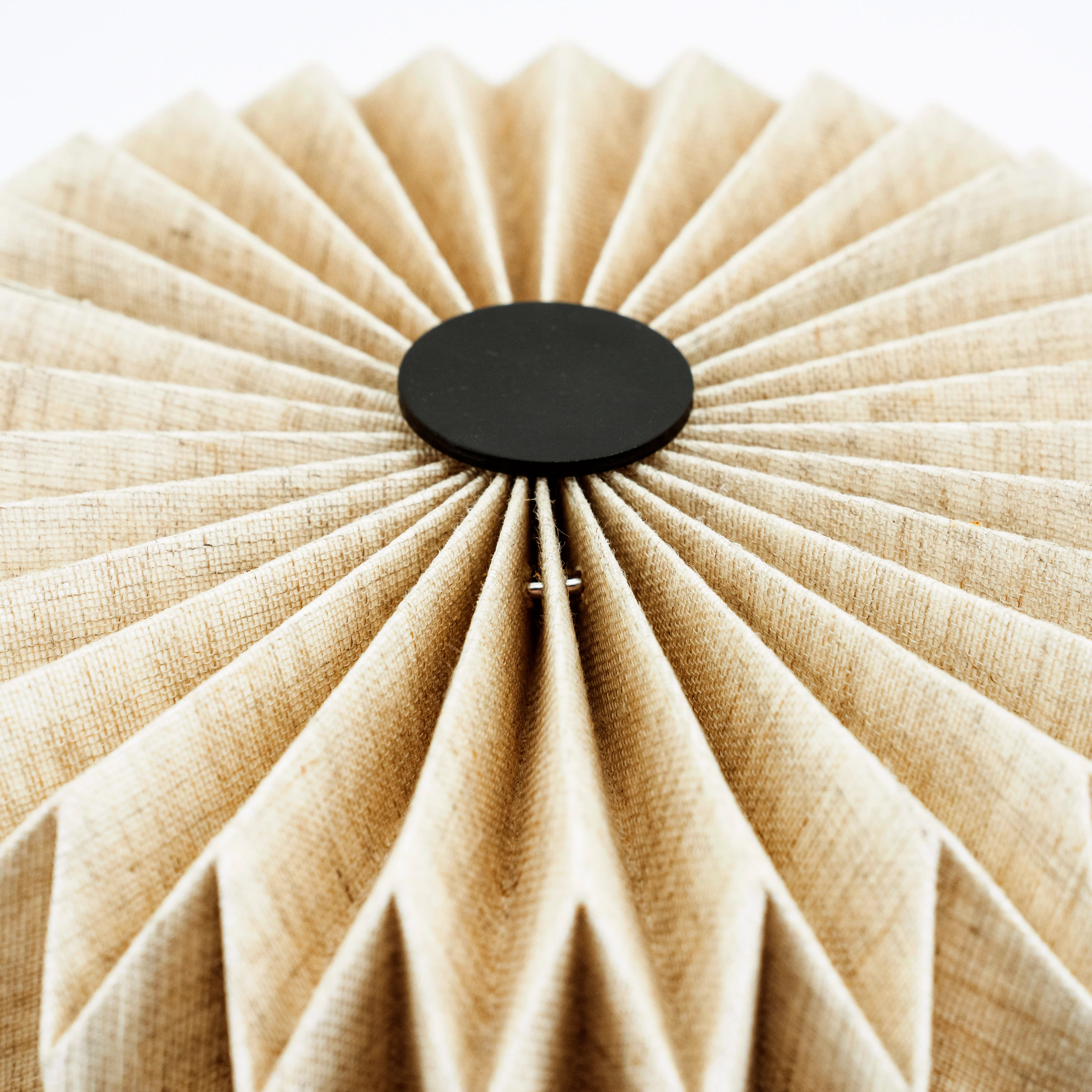 Lampa podłogowa ZUKI papier i len z drewnianą podstawą - Image 2