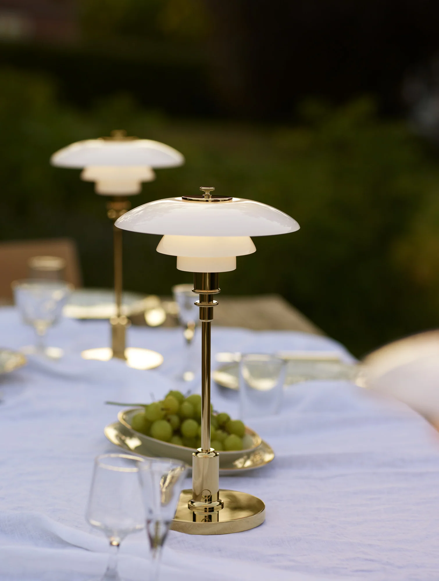 Lampa przenośna PH 2/1 biały z mosiężną podstawą - Image 17