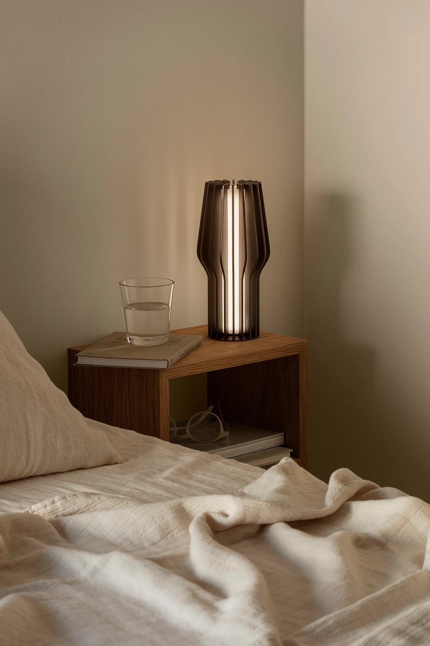 Lampa przenośna RADIANT czarny - Image 4