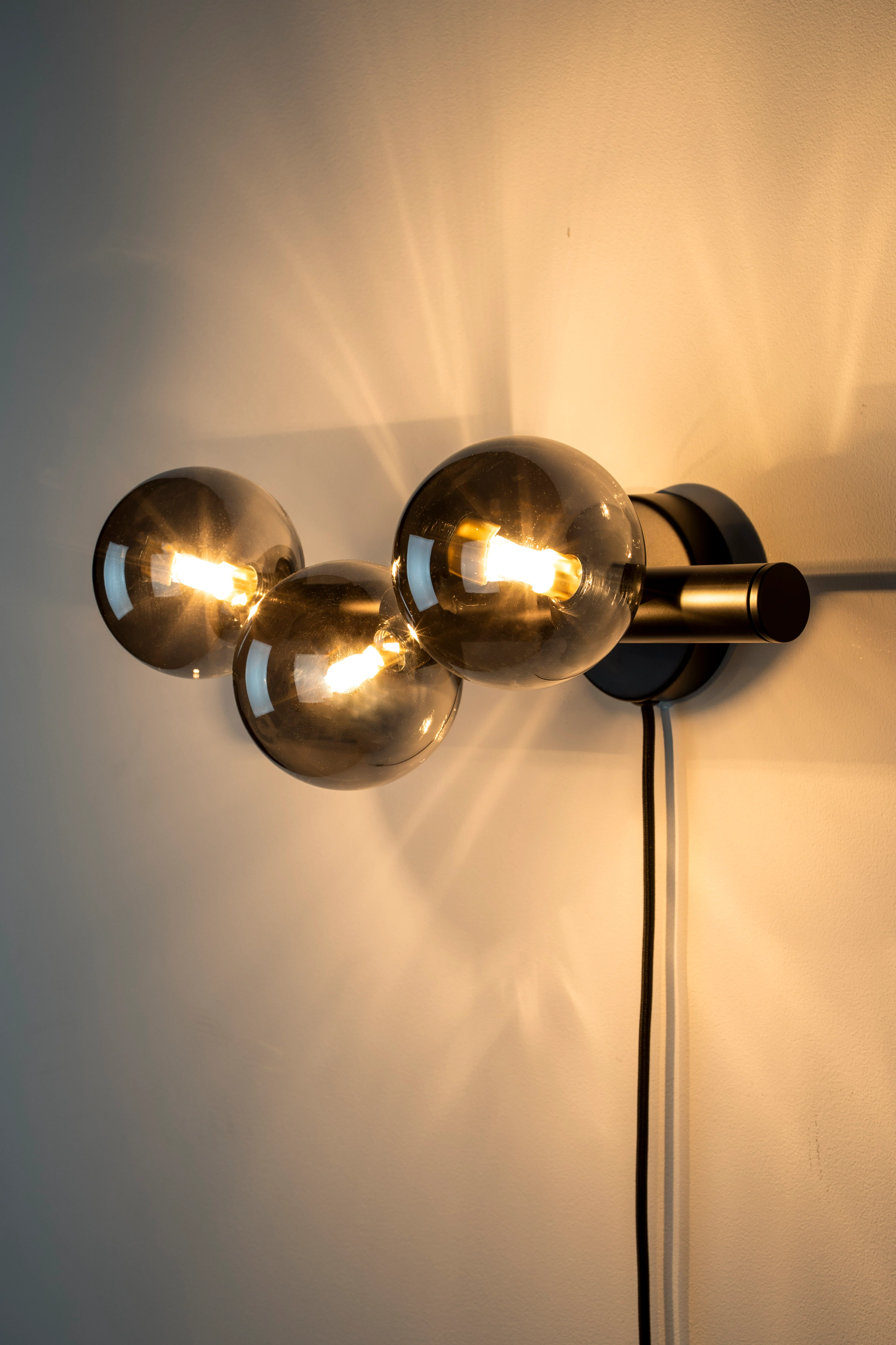 Lampa ścienna trzypunktowa MONICA dymione szkło - Image 4