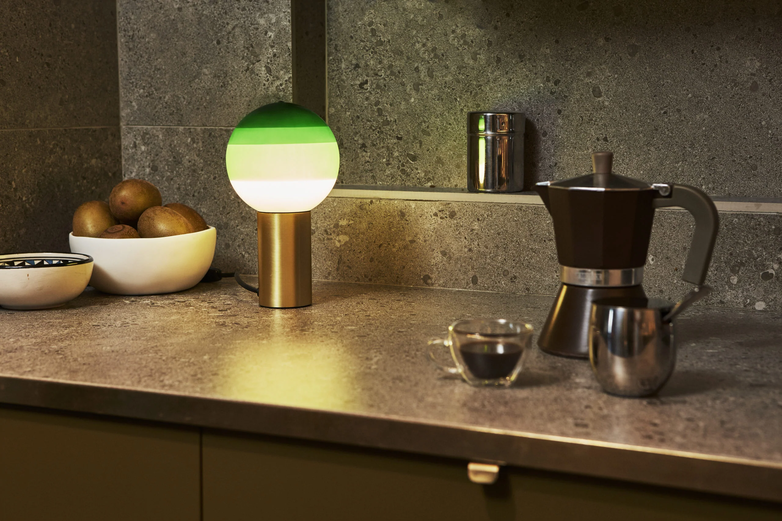 Lampa stołowa DIPPING zielony ze złotą podstawą - Image 2