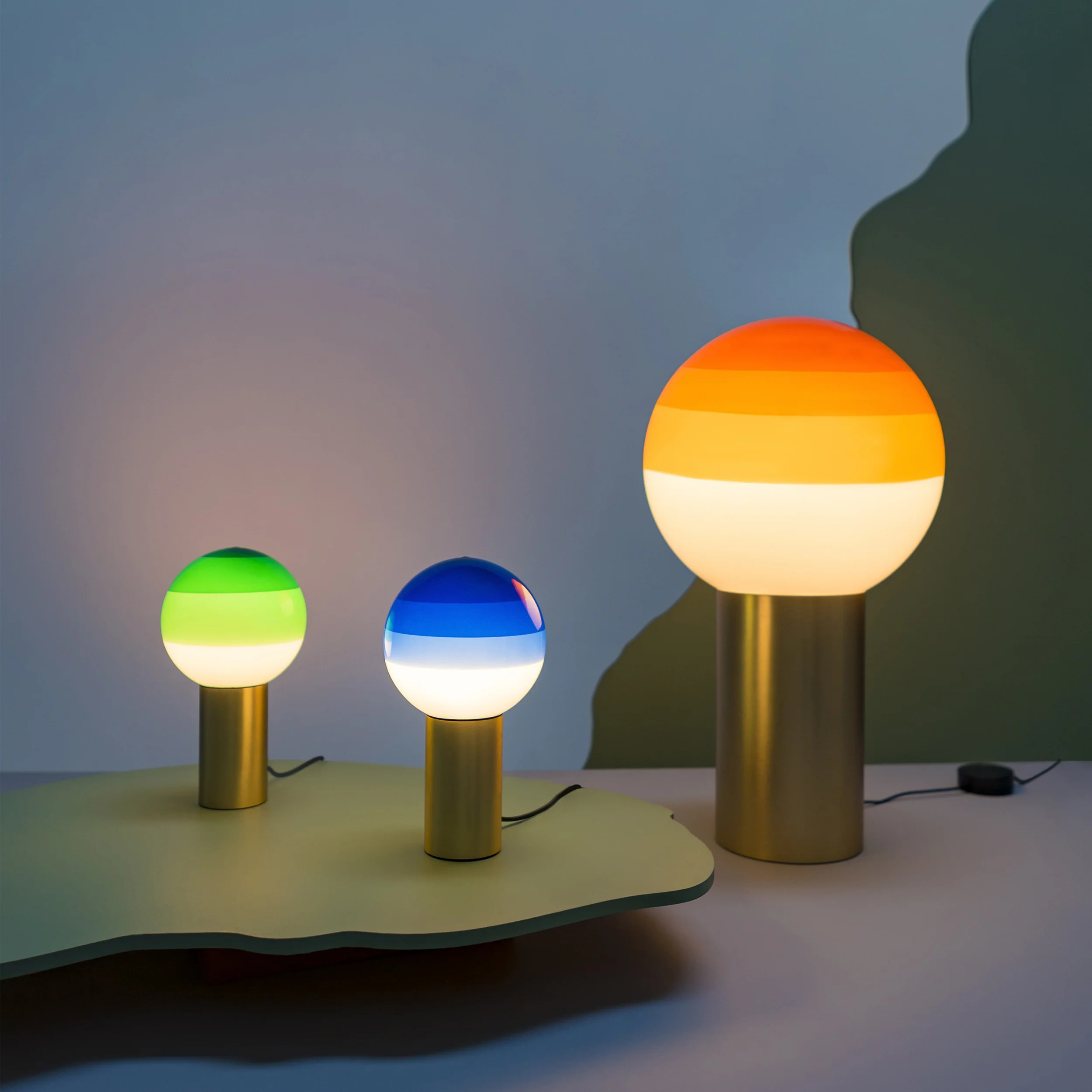Lampa stołowa DIPPING bursztynowy ze złotą podstawą - Image 7