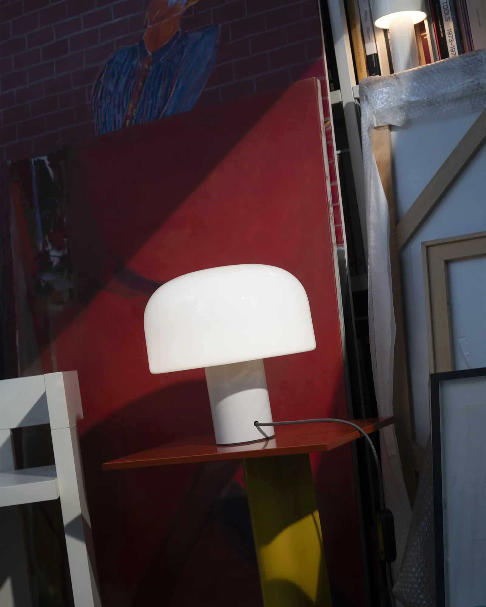 Lampa stołowa BELLHOP T biały - Image 6