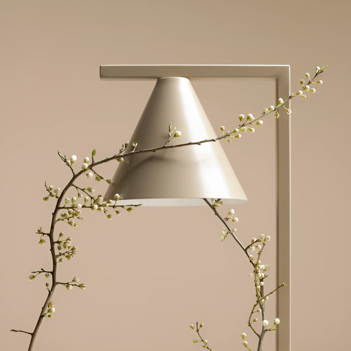 Lampa stołowa FORM beżowy - Image 5
