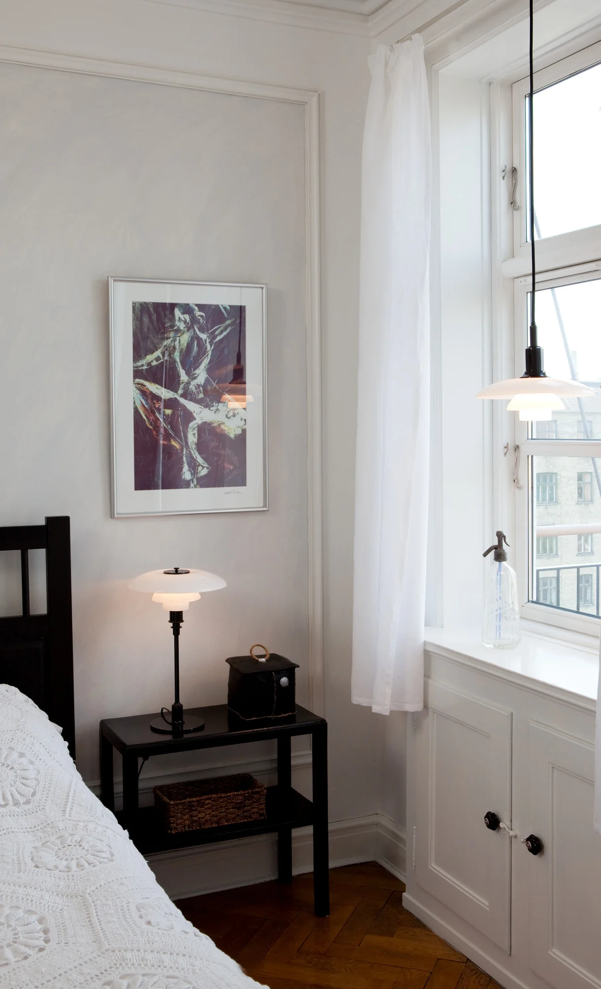 Lampa stołowa PH 3/2 biały z czarną podstawą - Image 12