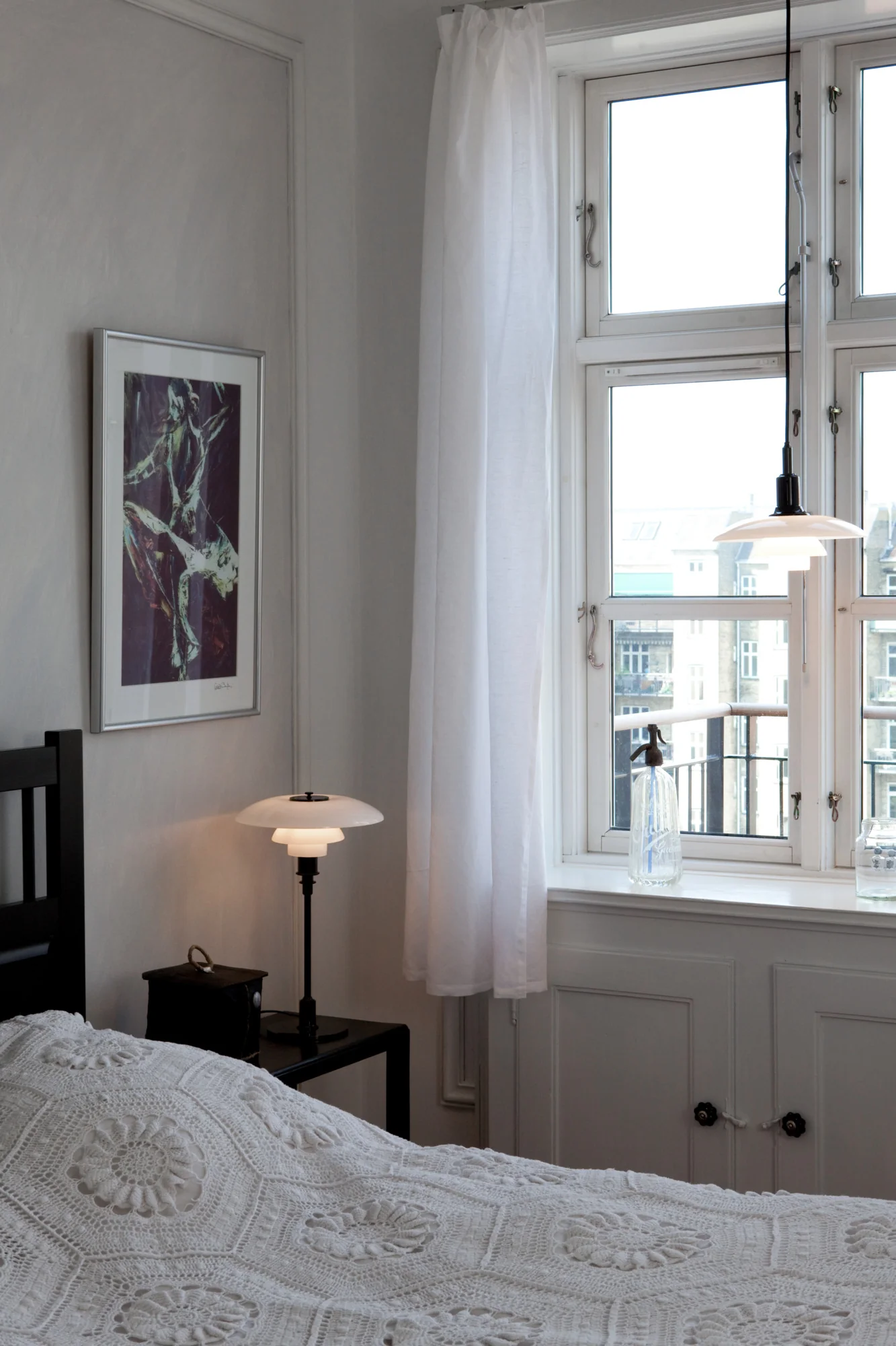 Lampa stołowa PH 3/2 biały z czarną podstawą - Image 13