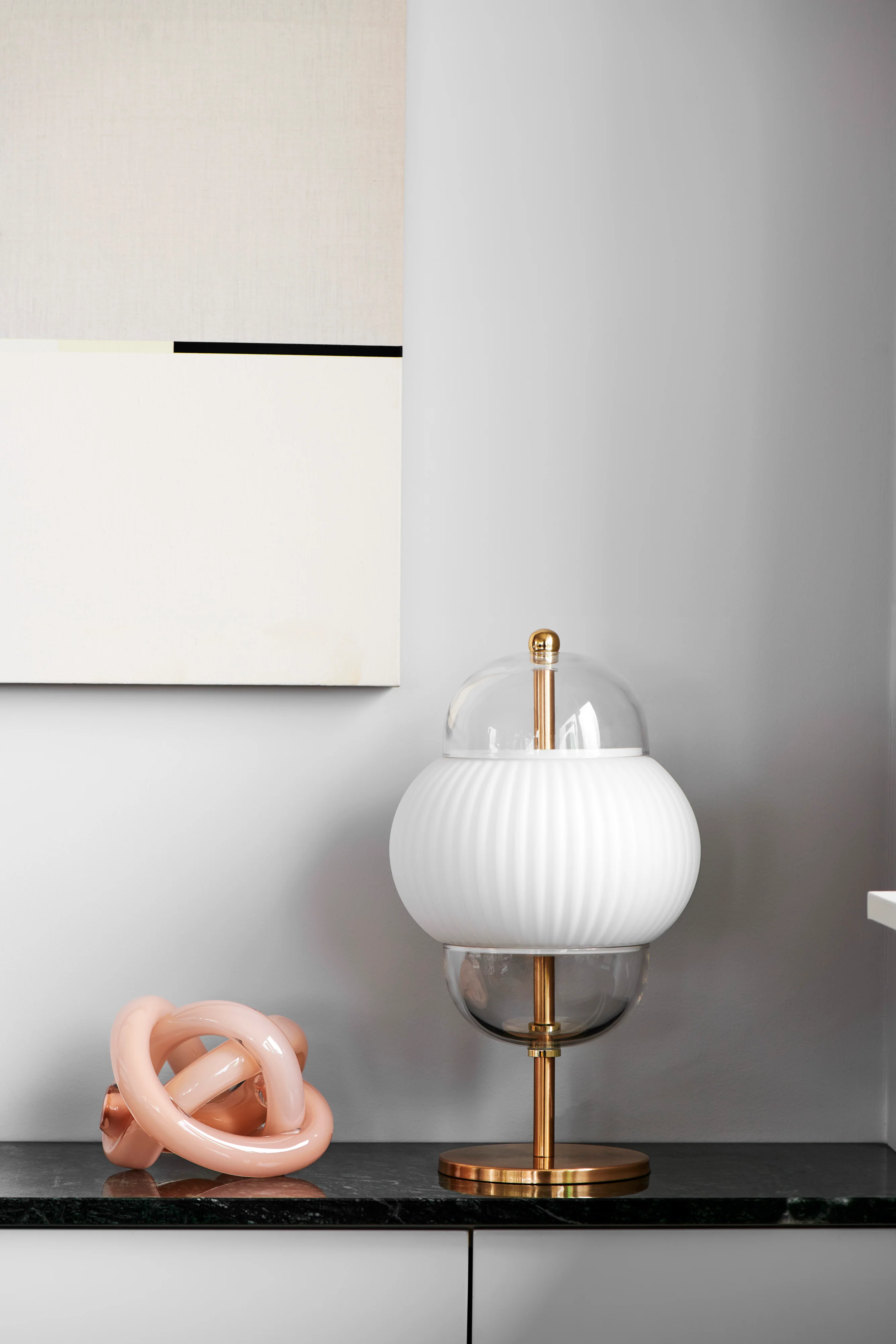 Lampa stołowa SHAHIN biały ze złotym wykończeniem - Image 7