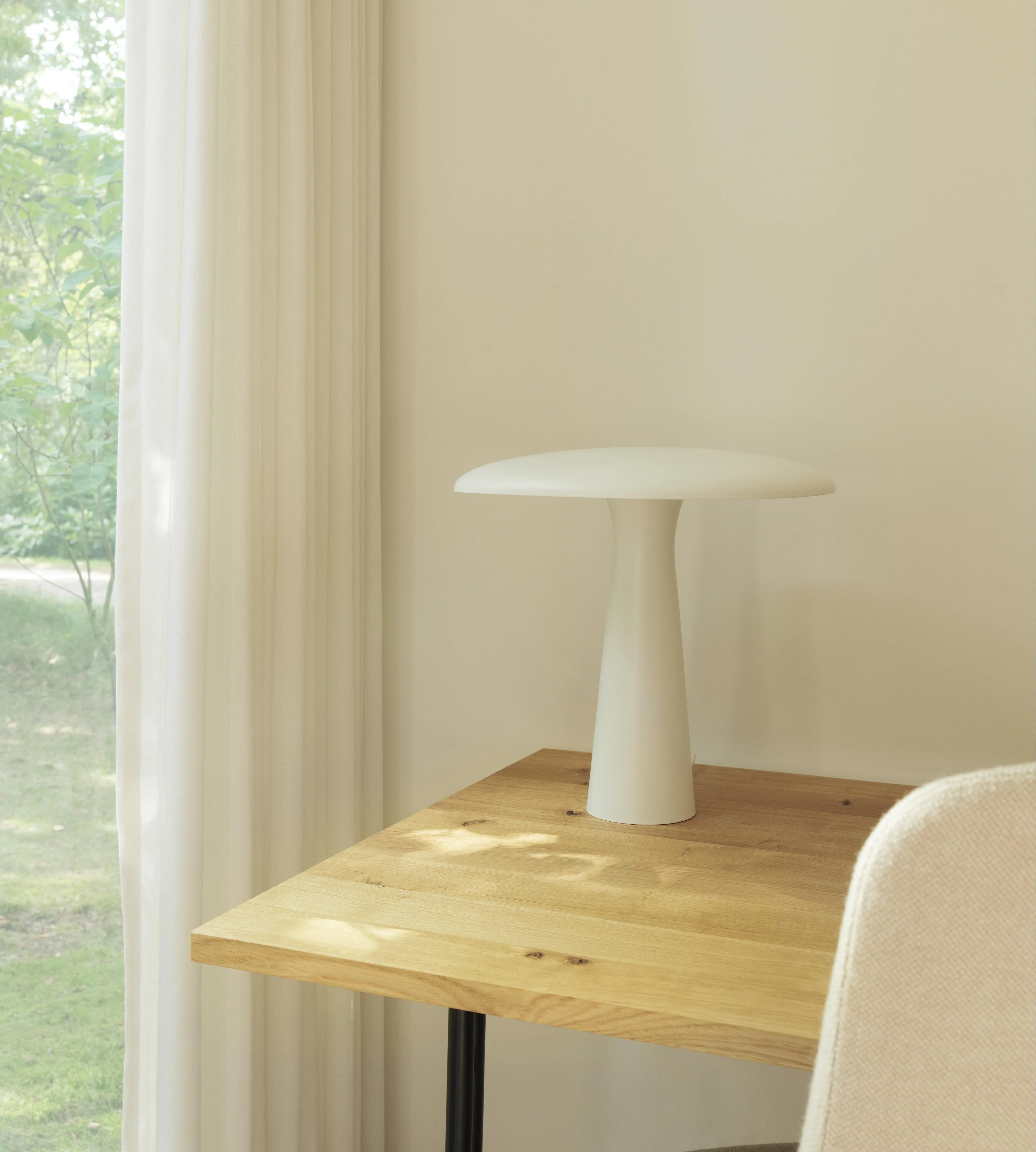 Lampa stołowa SHELTER biały - Image 4