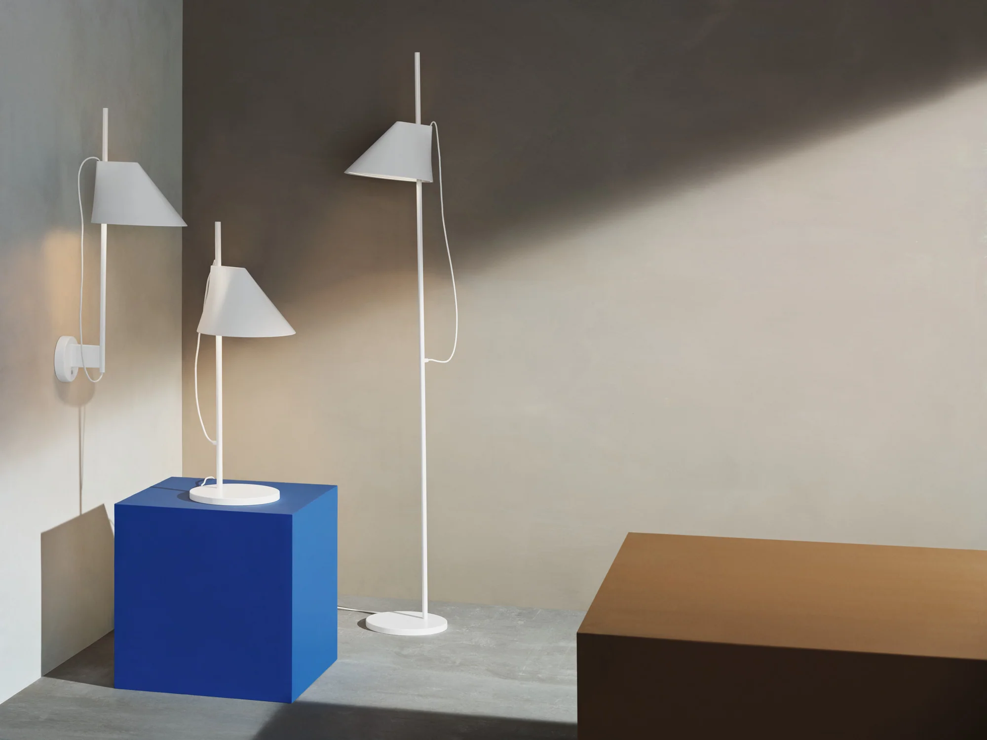 Lampa stołowa YUH biały - Image 3