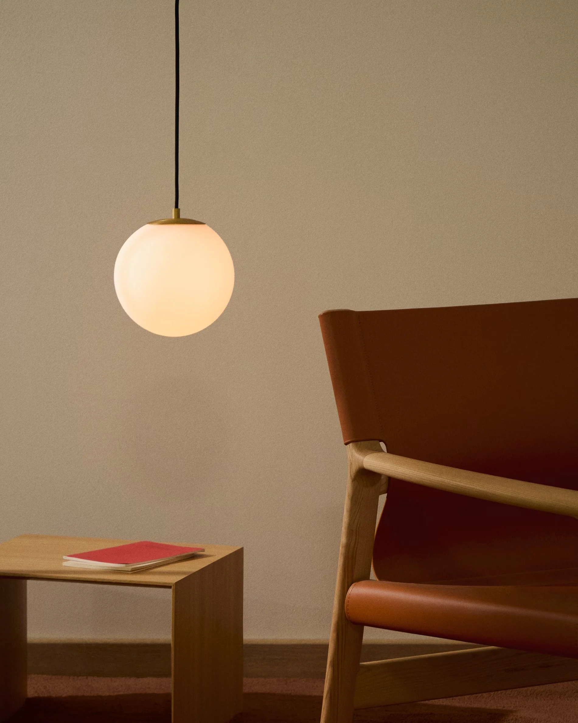 Lampa wisząca BRISIA szczotkowany mosiądz - Image 2
