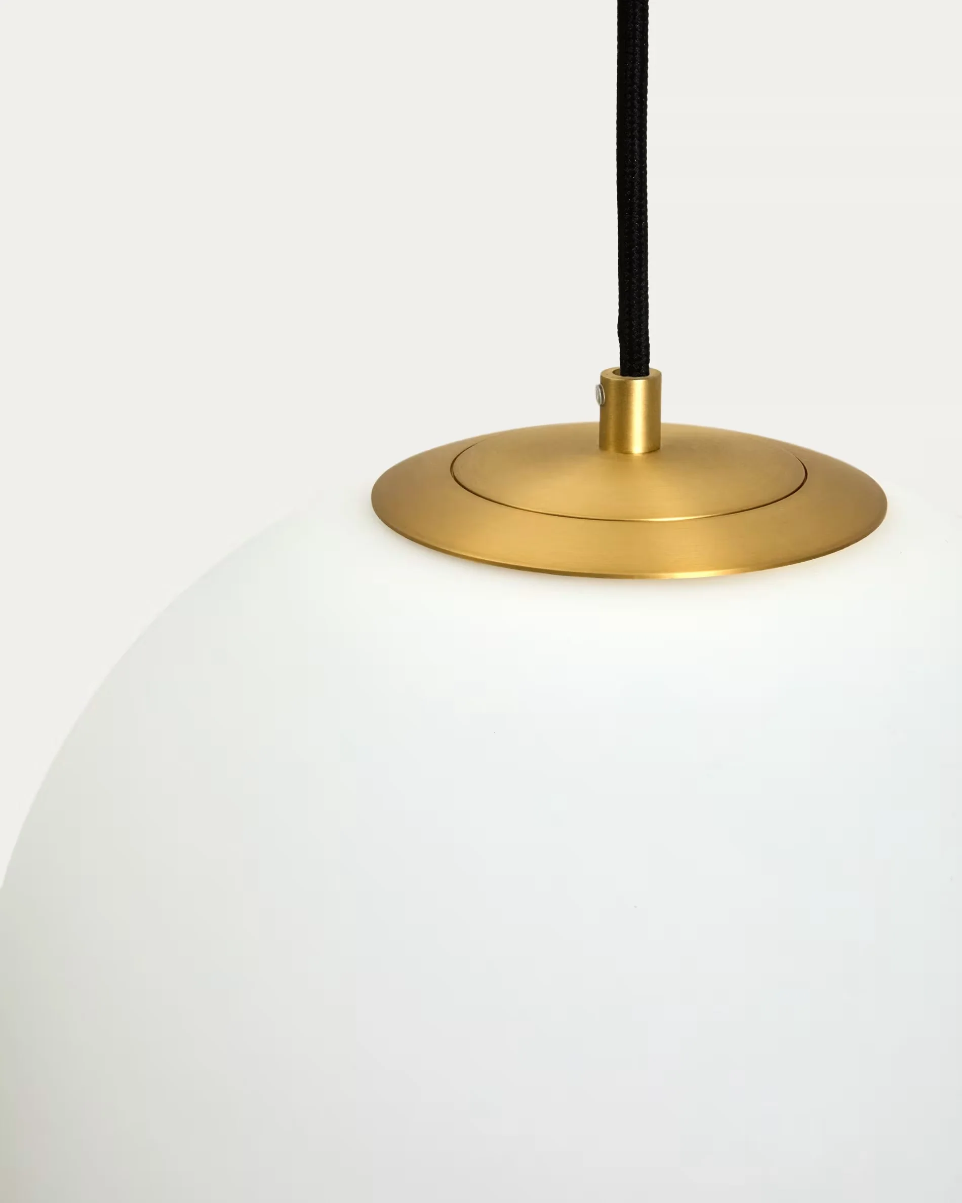 Lampa wisząca BRISIA szczotkowany mosiądz - Image 6