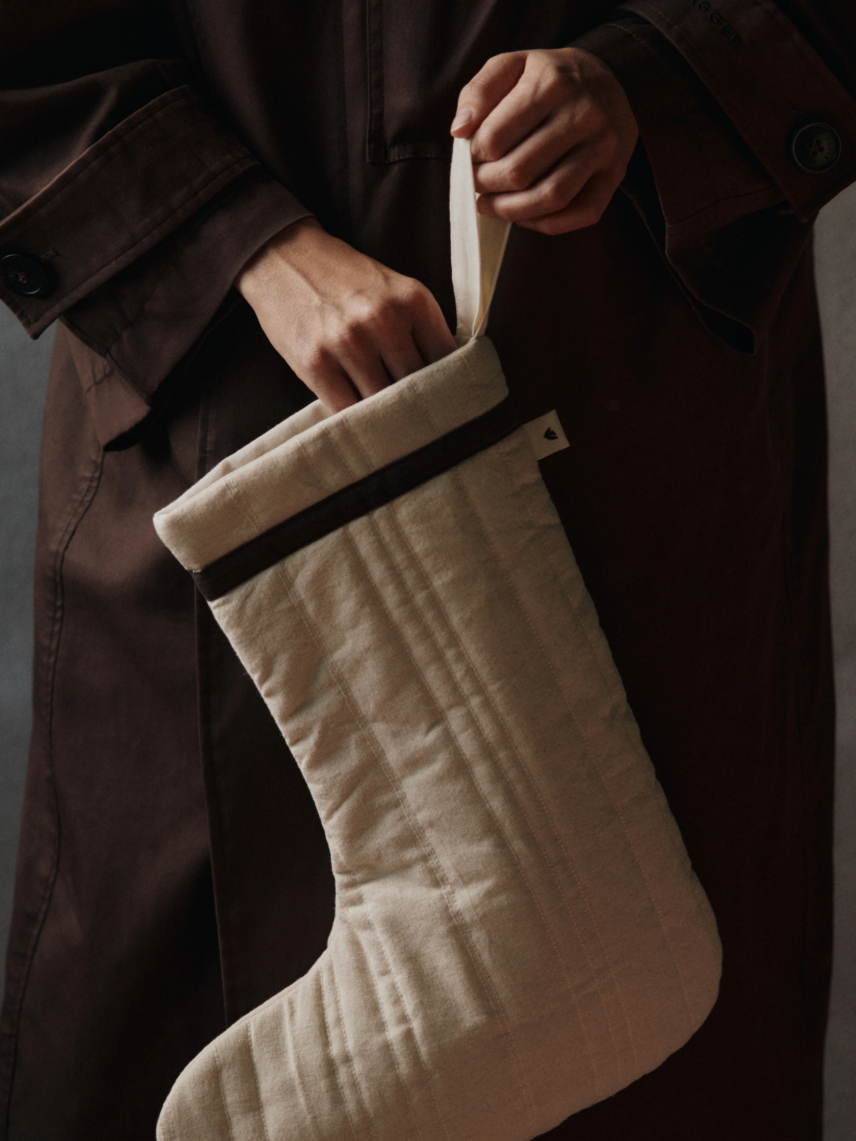 Skarpeta na prezenty VARI QUILTED CHRISTMAS STOCKING brązowy z białym - Image 3