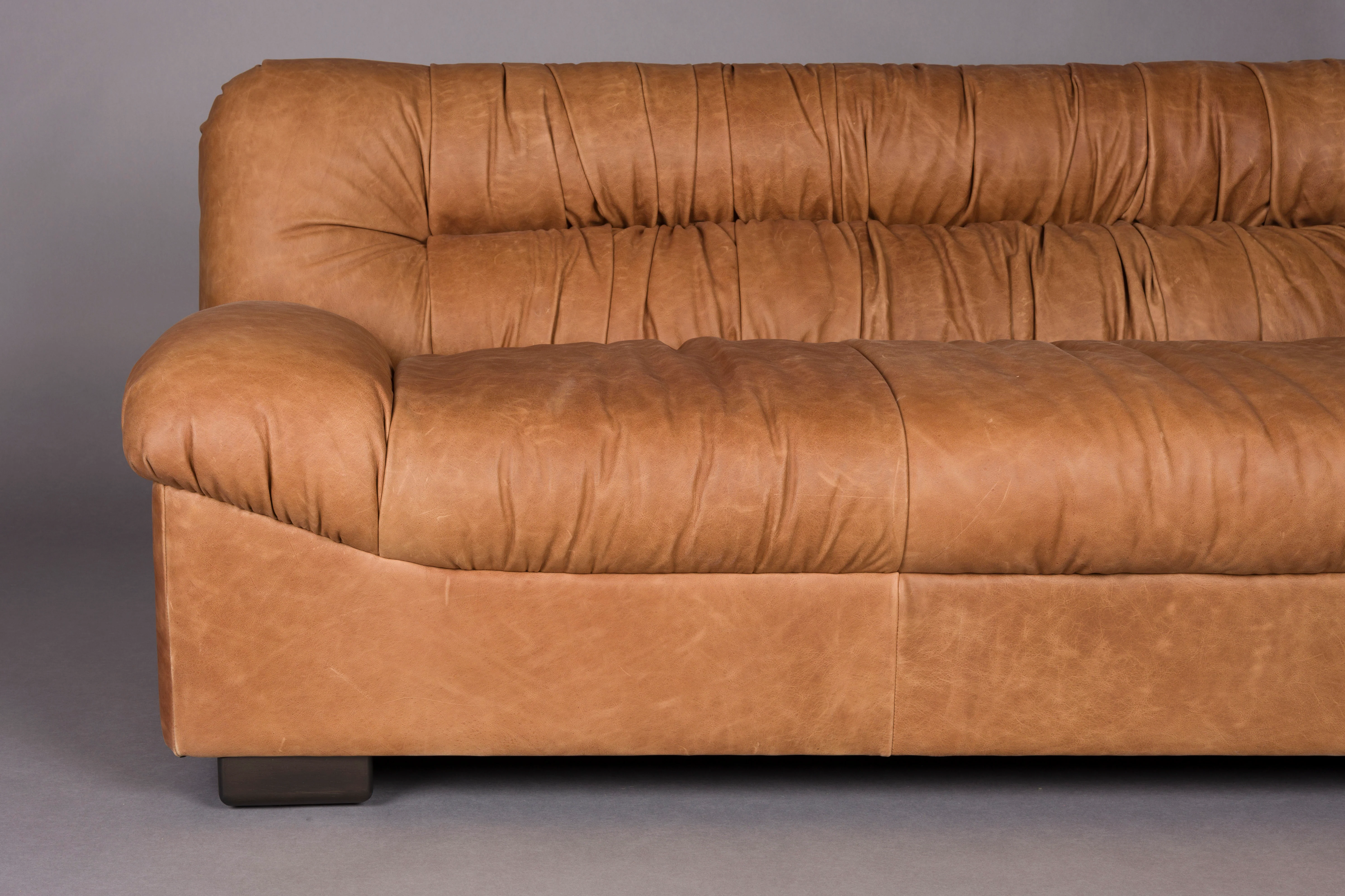 Sofa DOUGLAS koniakowa skóra - Image 5