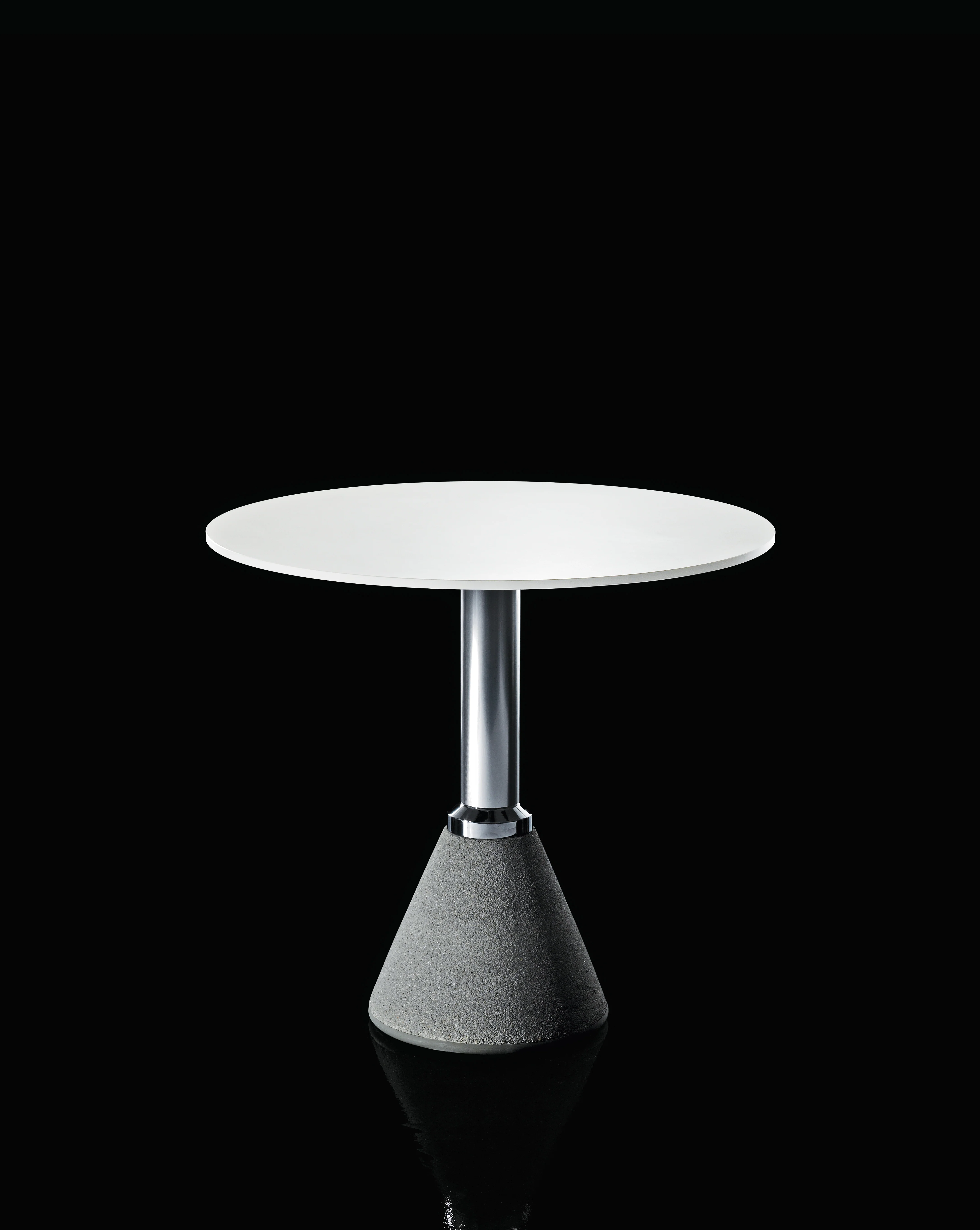 Stół okrągły zewnętrzny TABLE_ONE BISTROT biały z jasną betonową podstawą - Image 4