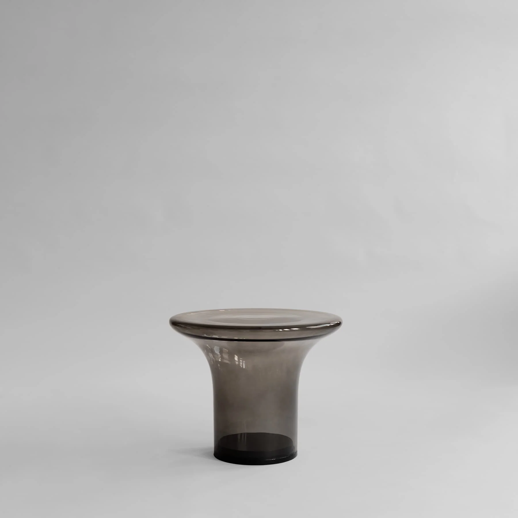 Stolik kawowy TRUMPET dymione szkło - Image 6