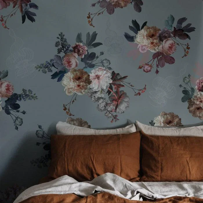 Tapeta flizelinowa z motywem roślinnym BLUSH GARDEN niebieski